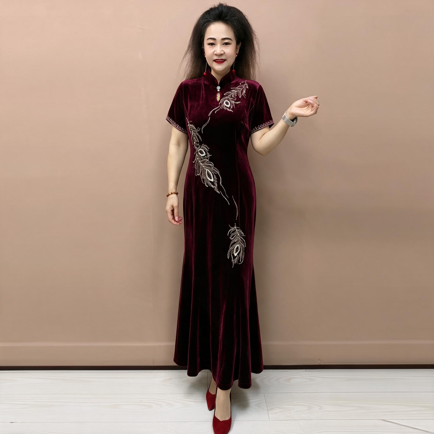 高贵气质镶钻绣花连衣裙年轻妈妈旗袍结婚喜婆婆订婚礼服鱼尾长裙
