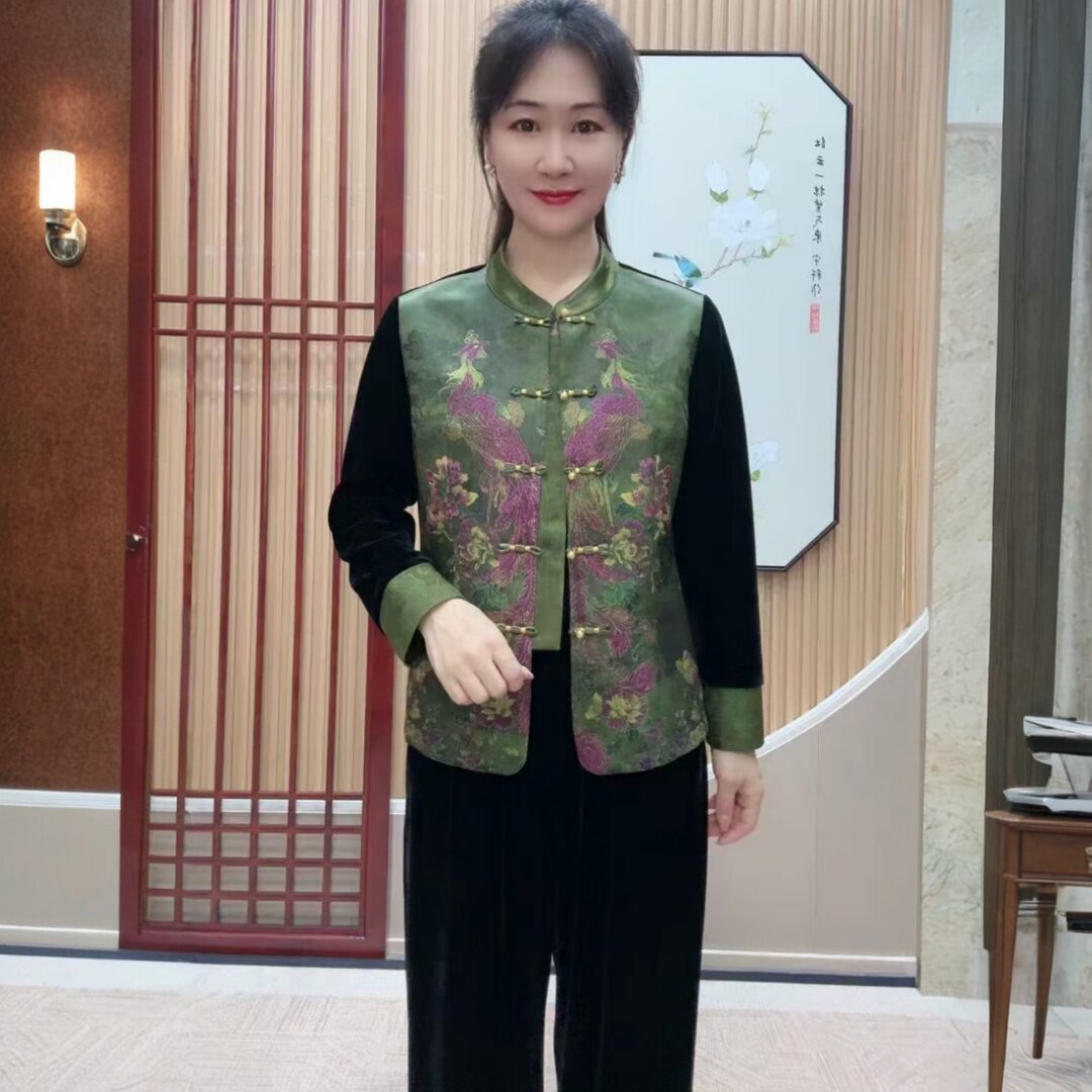 高端国风丝绒中老年妈妈开衫上衣春秋洋气复古洋气定位花长袖外套