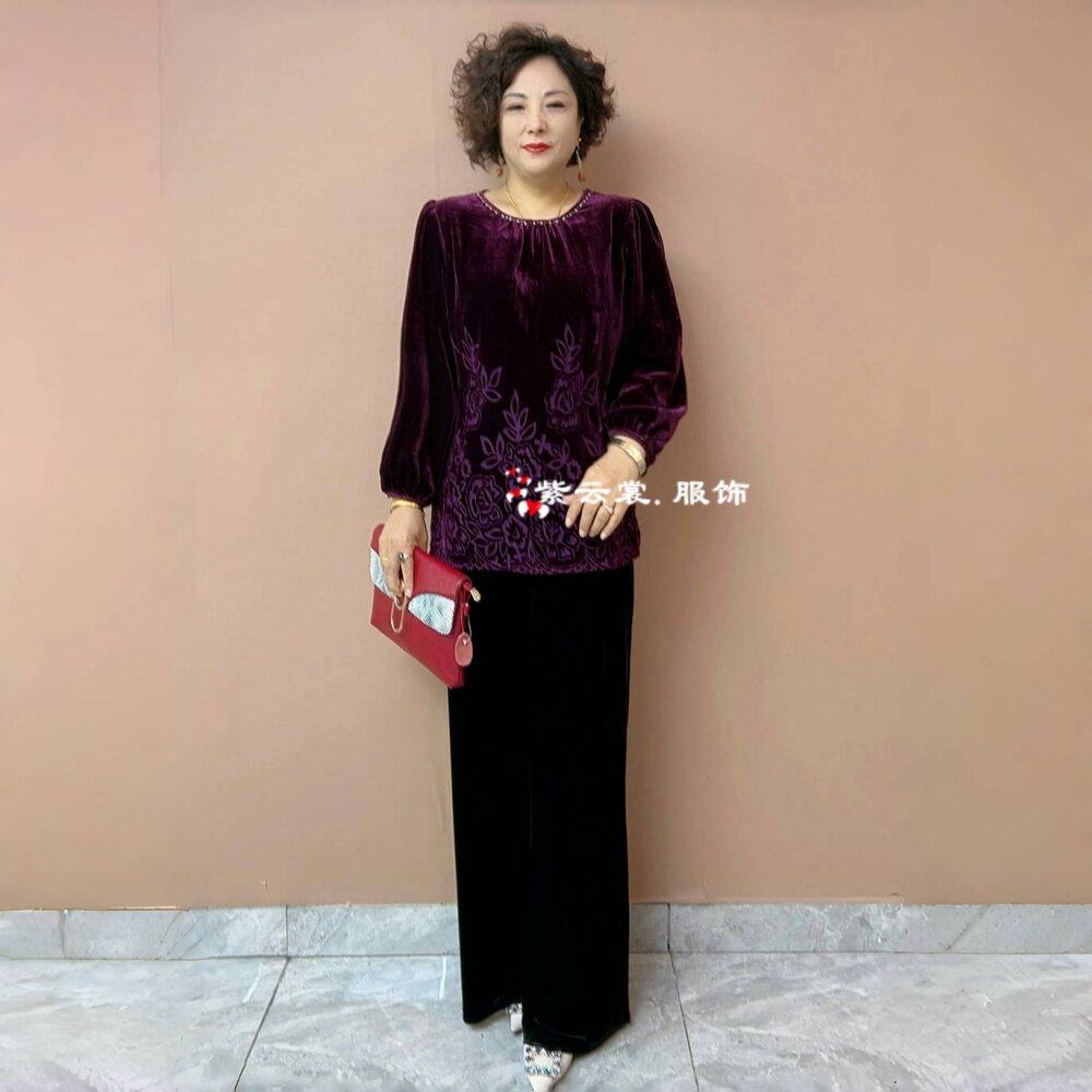 秋季新款中老年圆领长袖真丝绒烧花大码宽松遮肉烧花妈妈上衣套装