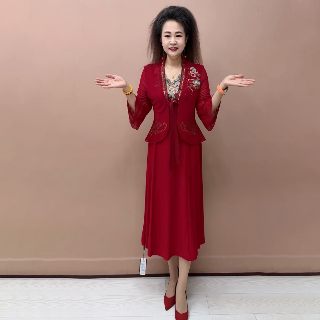 高端夏季中老年妈妈打底裙显瘦大码防晒外披短款绣花薄款两件套装