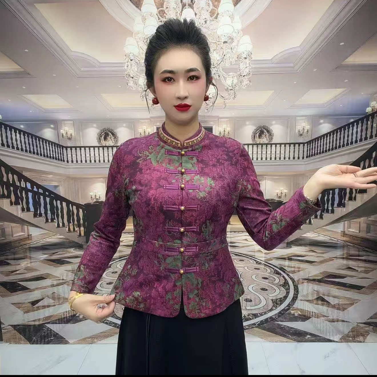 中式秋冬新款加绒保暖外套盘扣旗袍衫妈妈刺绣唐装上衣加厚打底衫