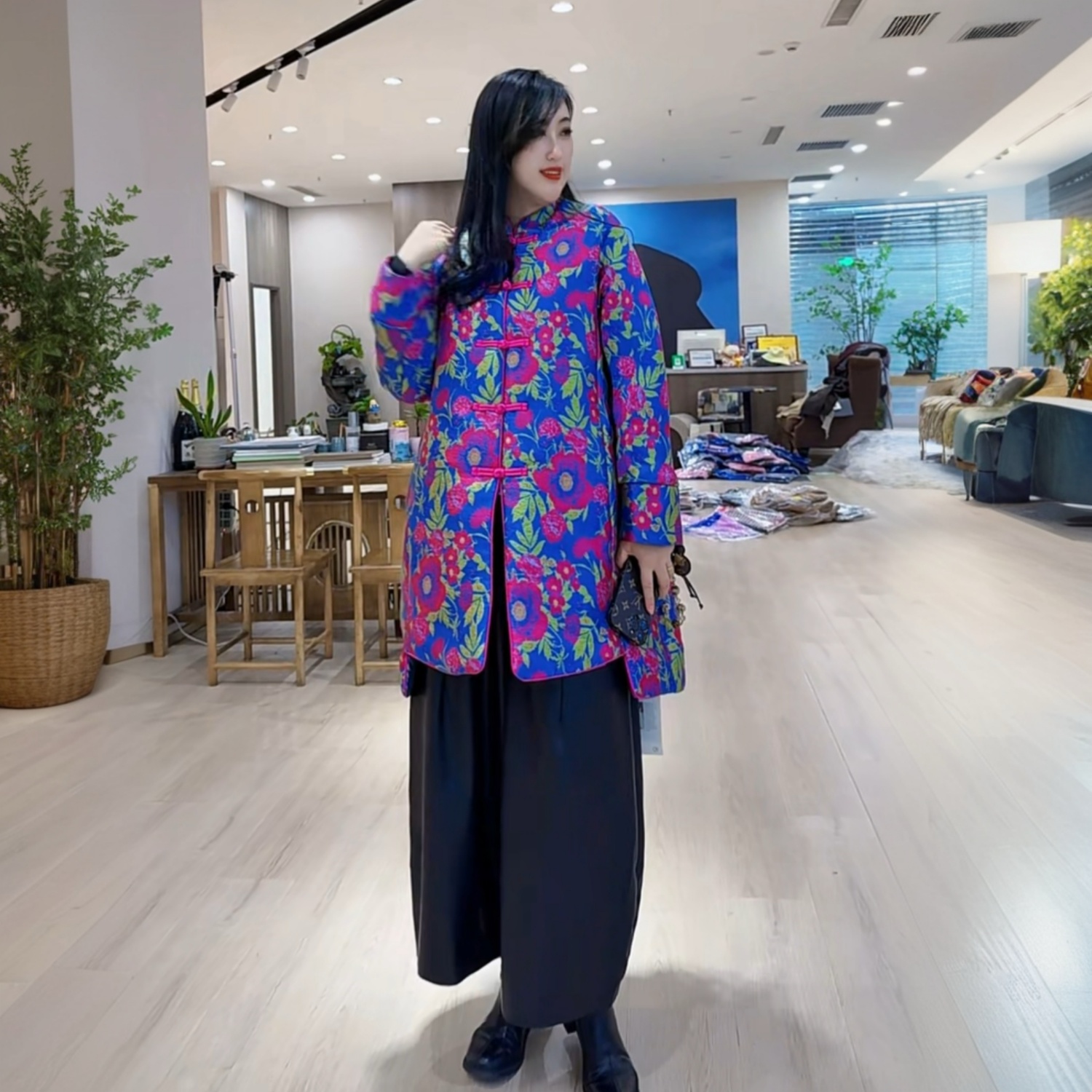 阔太太高端冬季长袖中长款唐装风衣宽松提花加棉加厚保暖棉服外套