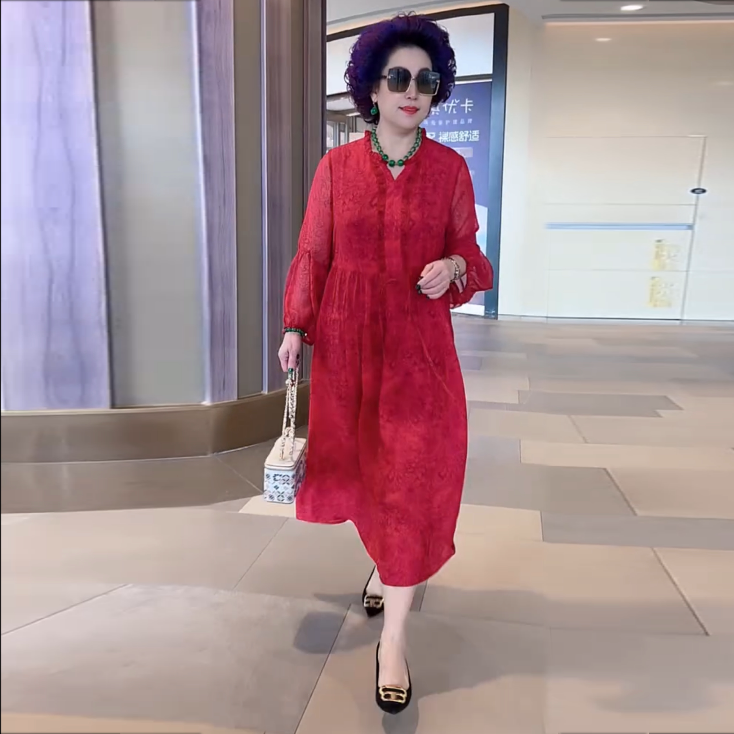 欧货高端夏季遮肉宽松时尚长款妈妈装洋气大码沙滩长袖防晒连衣裙