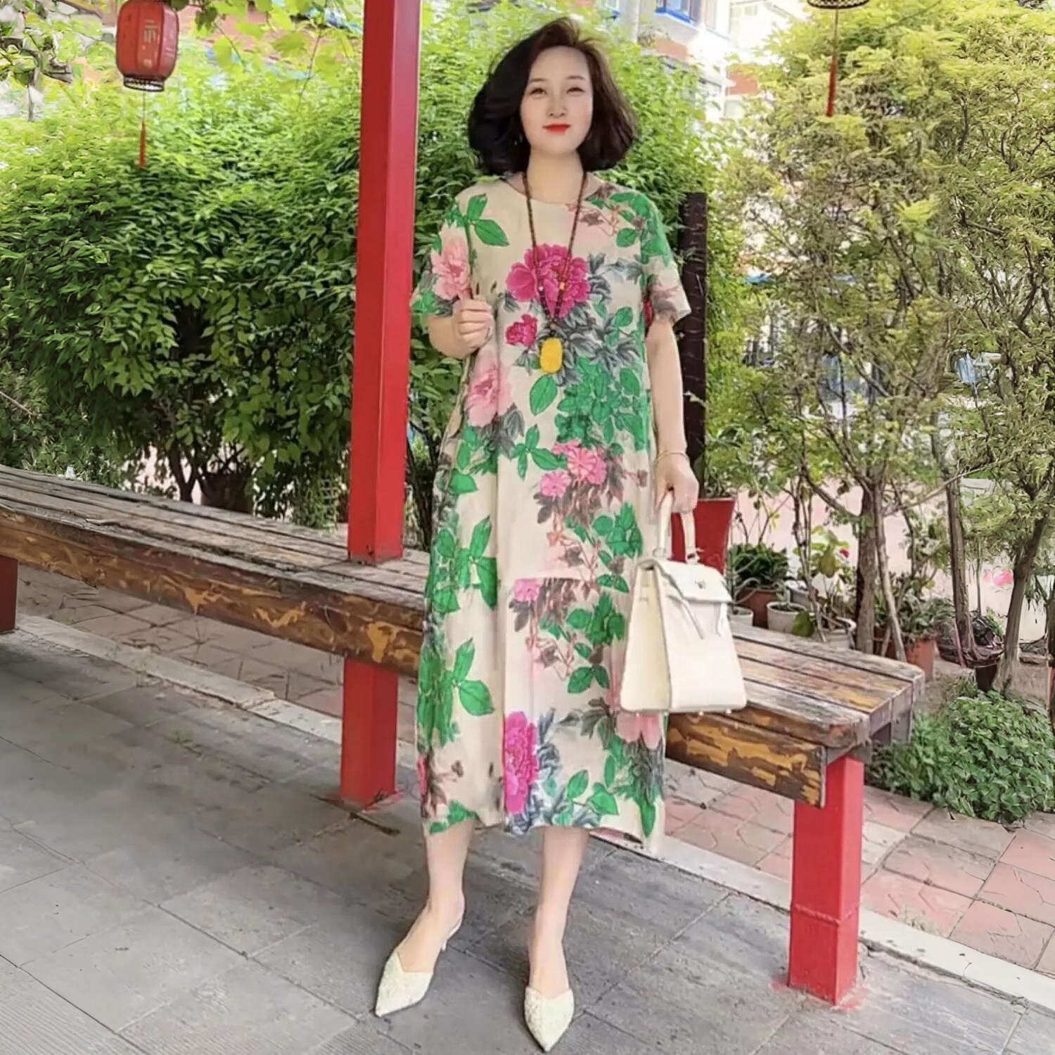 高端夏季中老年妈妈短袖气质花色连衣裙时尚宽松大版遮肉棉麻长裙