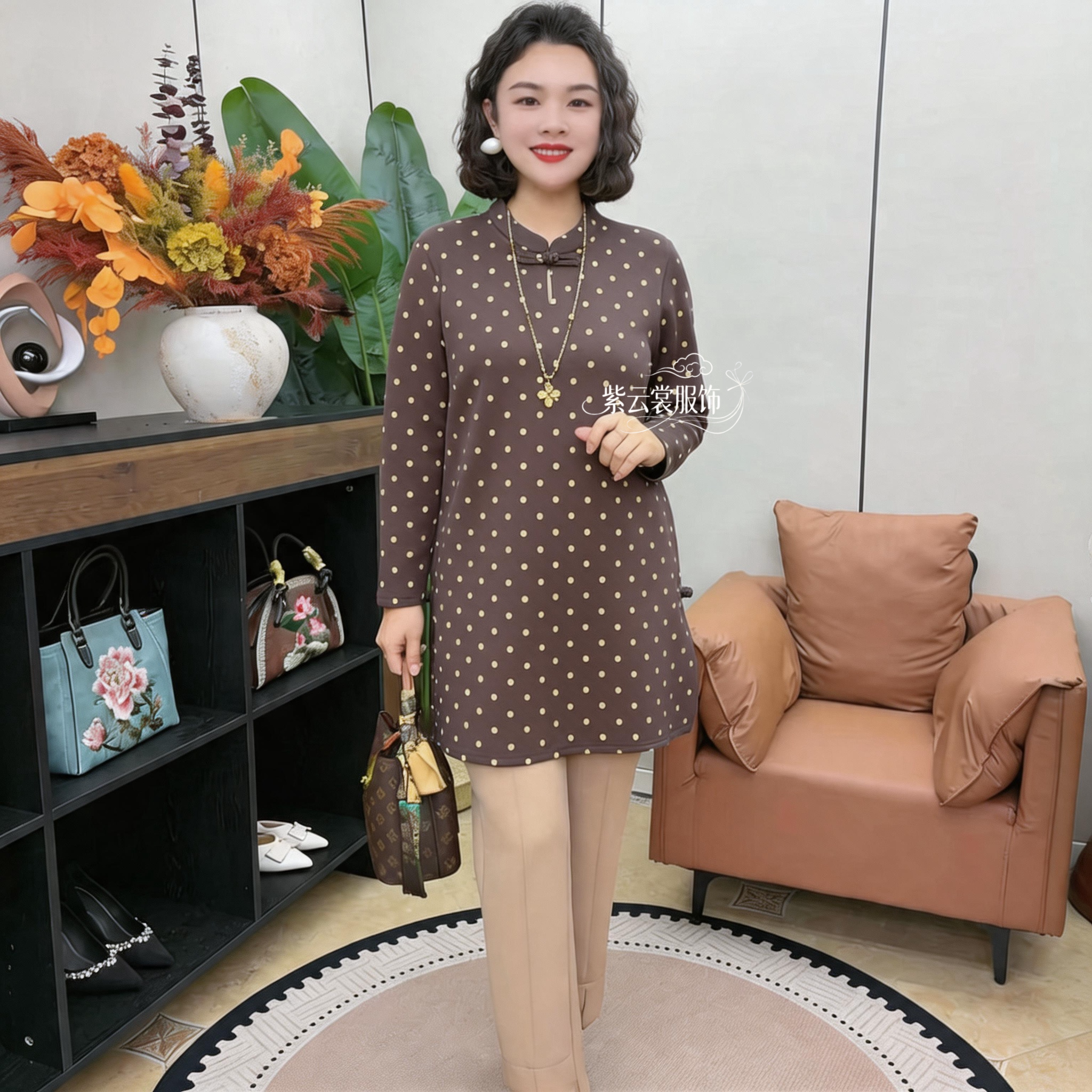 高端春秋洋气妈妈装宽松遮肚子国风盘扣中长款波点大版衫遮肉上衣