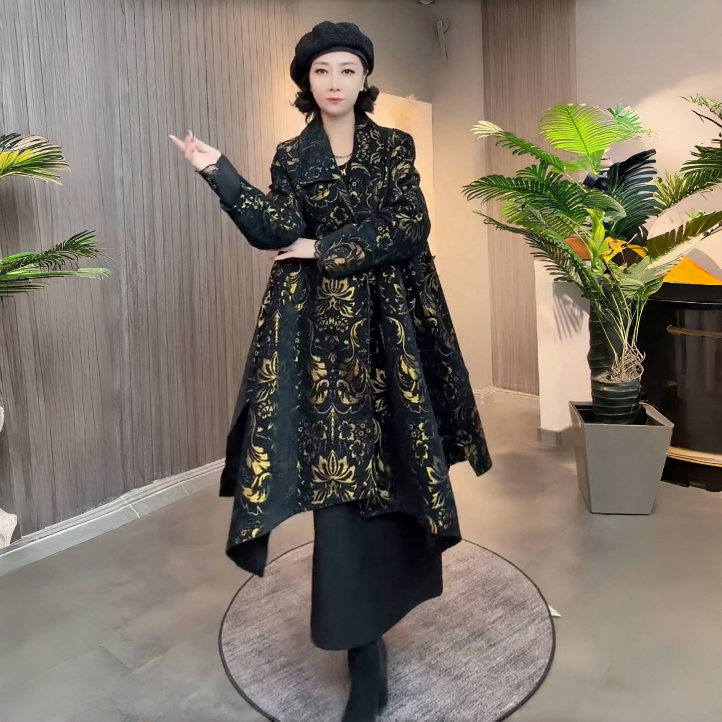 欧货秋装新款阔太太高端轻奢外套气质减龄宽松洋气不规则风衣大衣