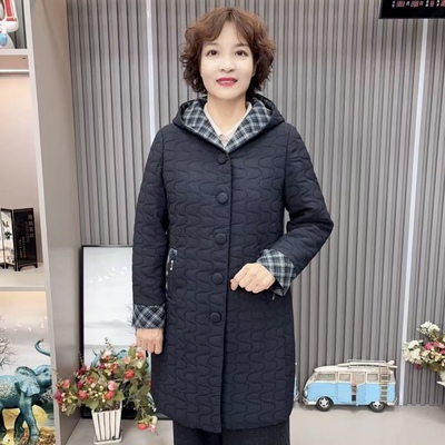 高端中老年妈妈冬装拼格连帽中长款大衣显瘦加棉加厚保暖棉服外套