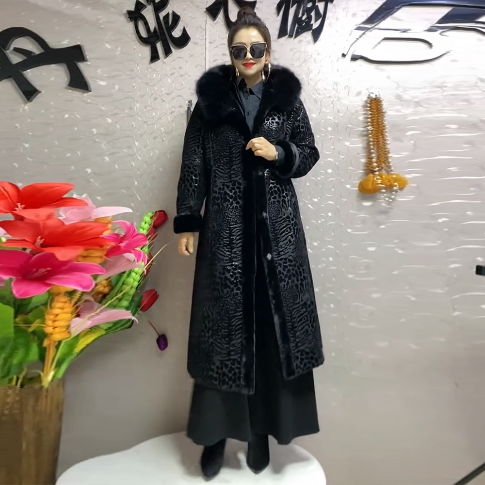 专柜冬季加厚保暖皮毛一体连帽中老年妈妈装双面穿水貂绒皮绒大衣