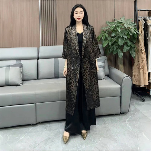 高端春夏长款醋酸真丝大码豹纹西装领风衣时尚妈妈装薄款防晒外套