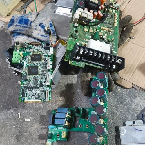 议价变频器A740-3.7KA740-5.5KA740-7.5K