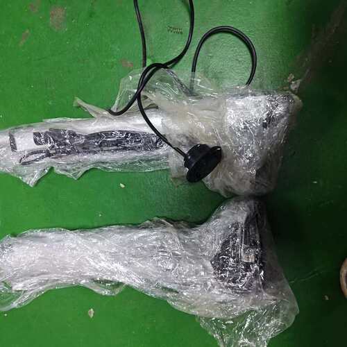 议价芝华仕原厂电动推杆电机一对2只，24V，行程240mm，38