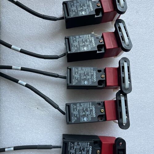议价安全门开关D4DS-1AFSD4DS-2AFSD4DS-K1
