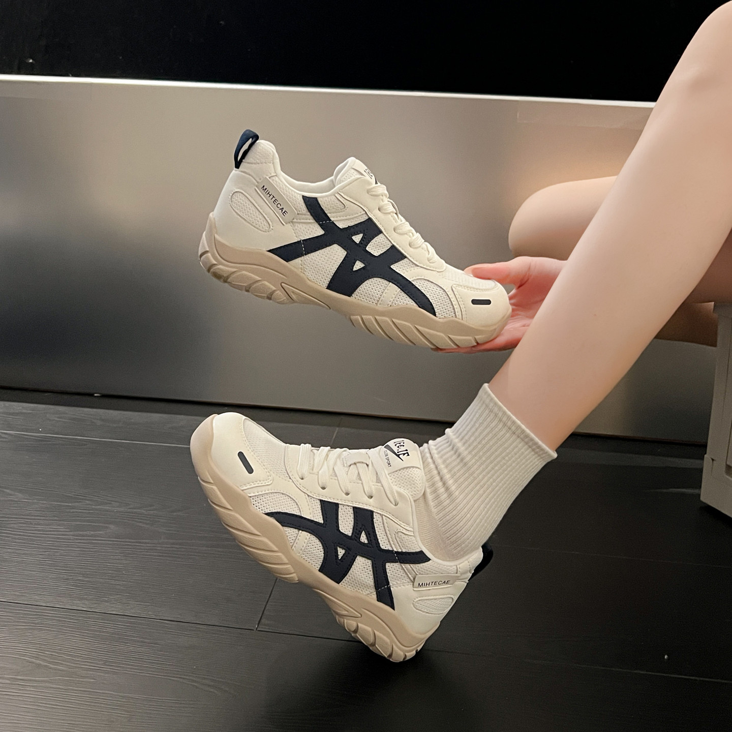 真皮内增高德训鞋女鞋2026夏季薄款网面透气厚底休闲运动阿甘鞋子