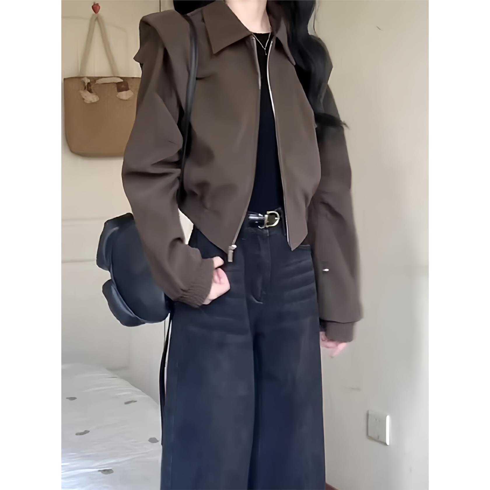 美式初秋季棕色短款外套