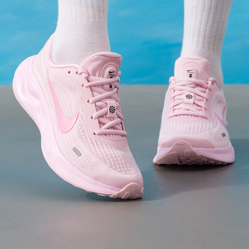 正品耐克NIKE  JOURNEY RUN缓震舒适透气女休闲跑步鞋IR0114-666