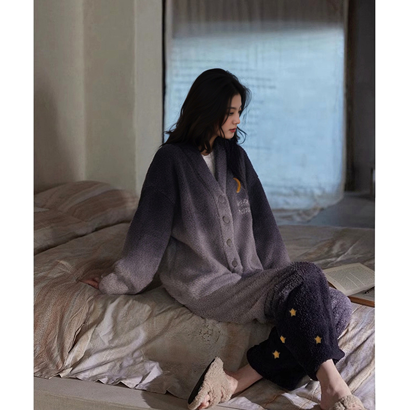 渐变睡衣女珊瑚绒冬季家居服加厚