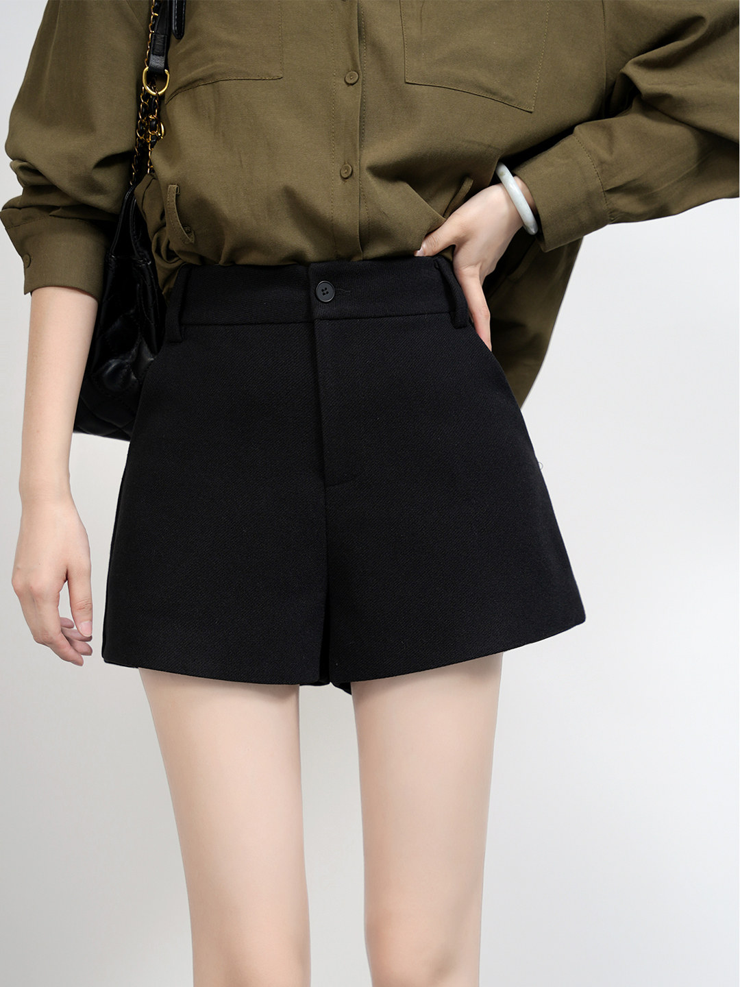 2025新款黑色高腰毛呢短裤女秋冬小个子外穿辣妹休闲a字阔腿靴裤