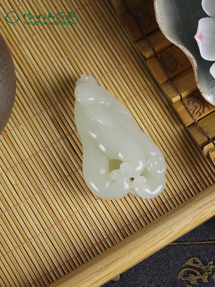 扬州玉器厂玉缘和田玉山料