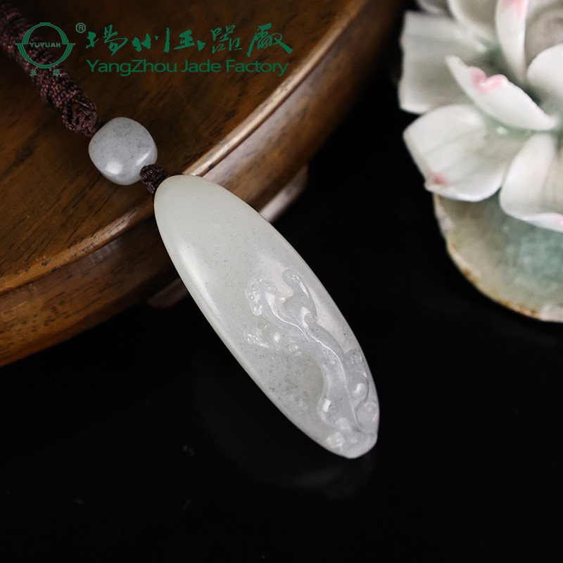 玉缘现货G25226.8克青花无相吊坠