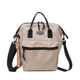 单肩斜挎包女迷你多用双肩包休闲运动小背包小众设计感通勤小挎包