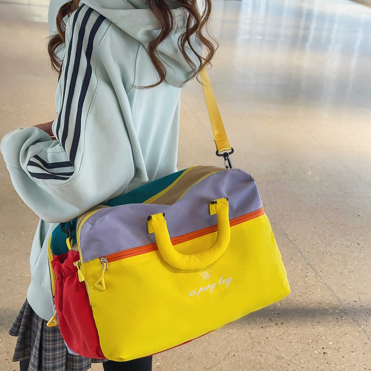 时尚轻便手提旅行包女大容量防水运动健身训练包外出收纳行李包袋,箱包皮具/热销女包/男包,时尚帆布包,淘宝优惠券,粉丝福利购,淘宝优惠卷