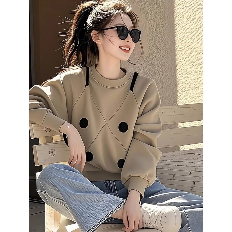 时尚洋派无帽卫衣女款2025秋冬新款爆款超好看独特漂亮假两件上衣,女装/女士精品,大码内搭,淘宝优惠券,粉丝福利购,淘宝优惠卷