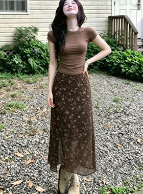 棕色碎花半身裙女包臀鱼尾长裙子短袖两件套装夏日绝美一整套穿搭