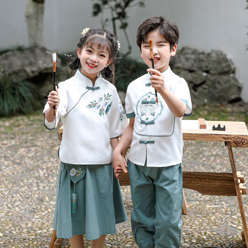 六一儿童合唱服演出服中国风汉服幼儿园小学生大合唱服团表演服装-封面