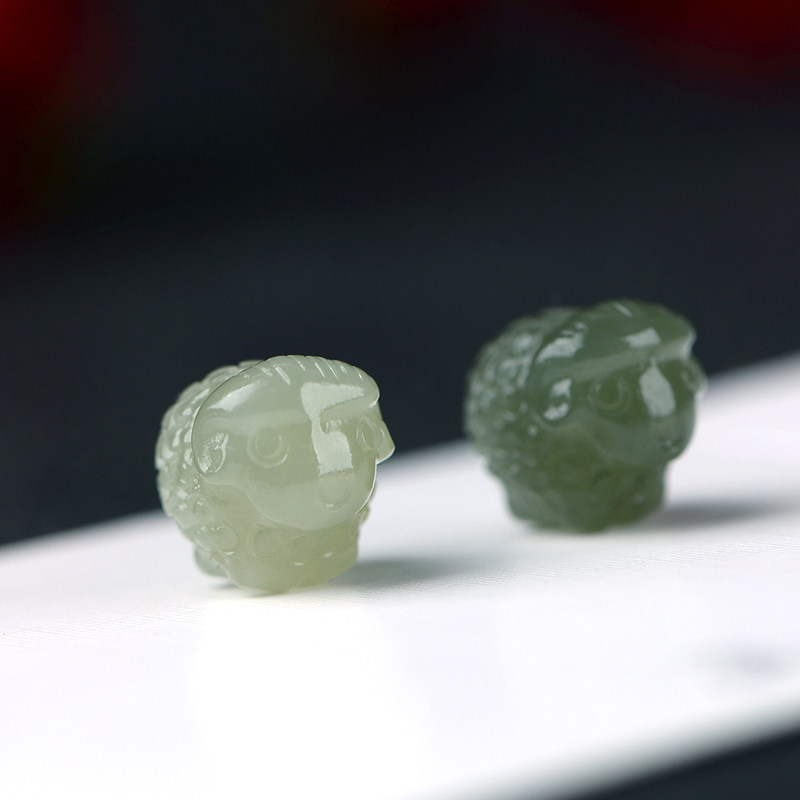 天然和田玉小绵羊吊坠青白玉十二生肖羊挂件 手链 属兔三合属相,珠宝/钻石/翡翠,颈饰,淘宝优惠券,粉丝福利购,淘宝优惠卷