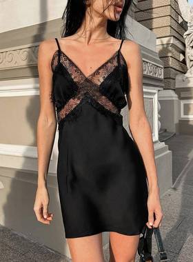 autumn fashion 薄软哑光色丁透视V领straps 花边修身黑色 dress