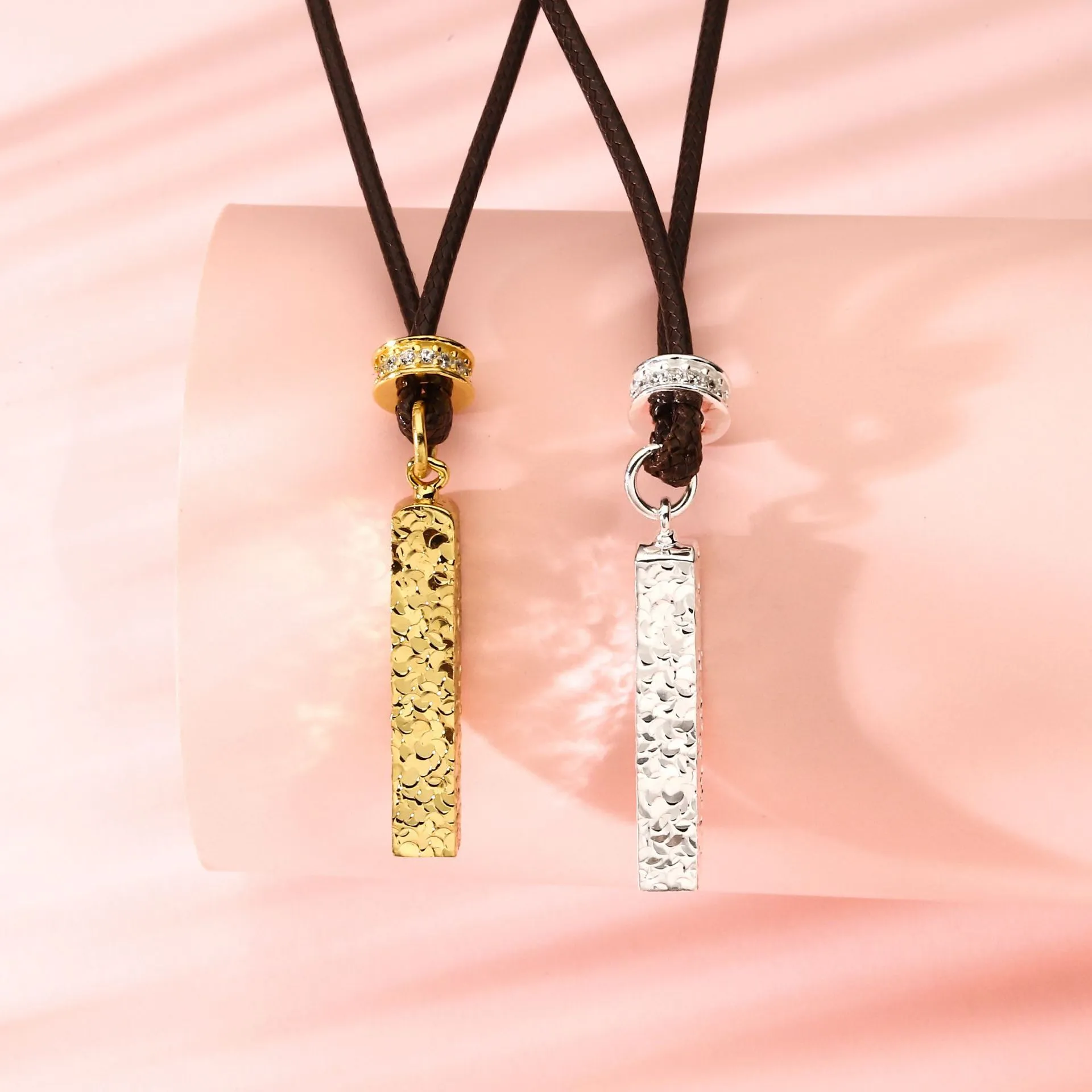 8827号足银999.9碎冰冰四方来财皮绳项链金色银色轻奢气质都