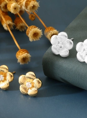 7049号足银990拉丝花朵耳钉金色银色轻奢小众简约百搭新中式耳钉