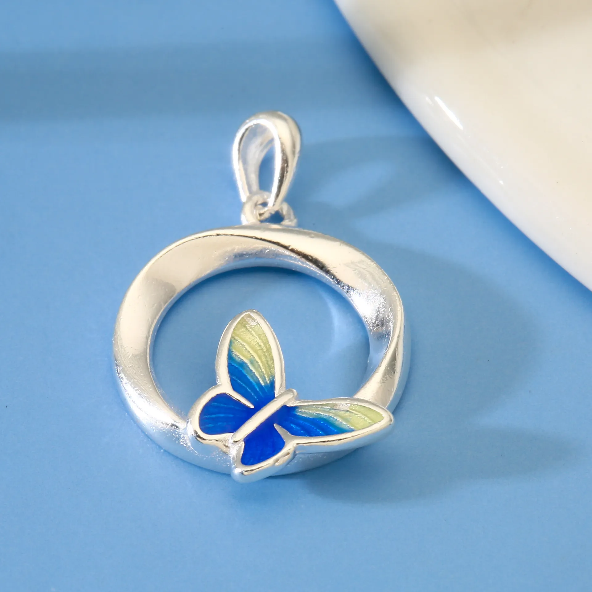 1中国金铺足银990幻彩珐琅莫比乌斯蝴蝶吊坠项链女士锁骨链套链