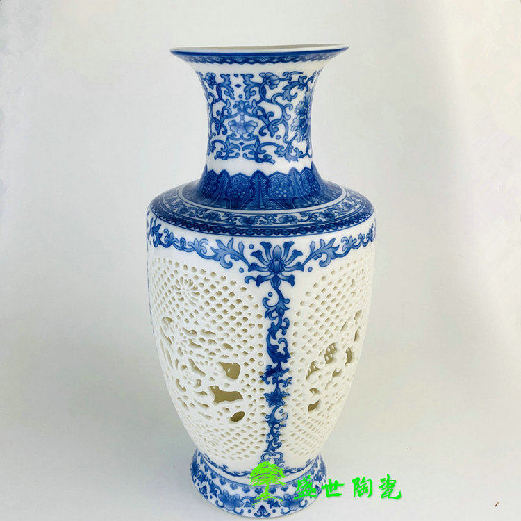 景德镇镂空中式风青花瓷花瓶特价