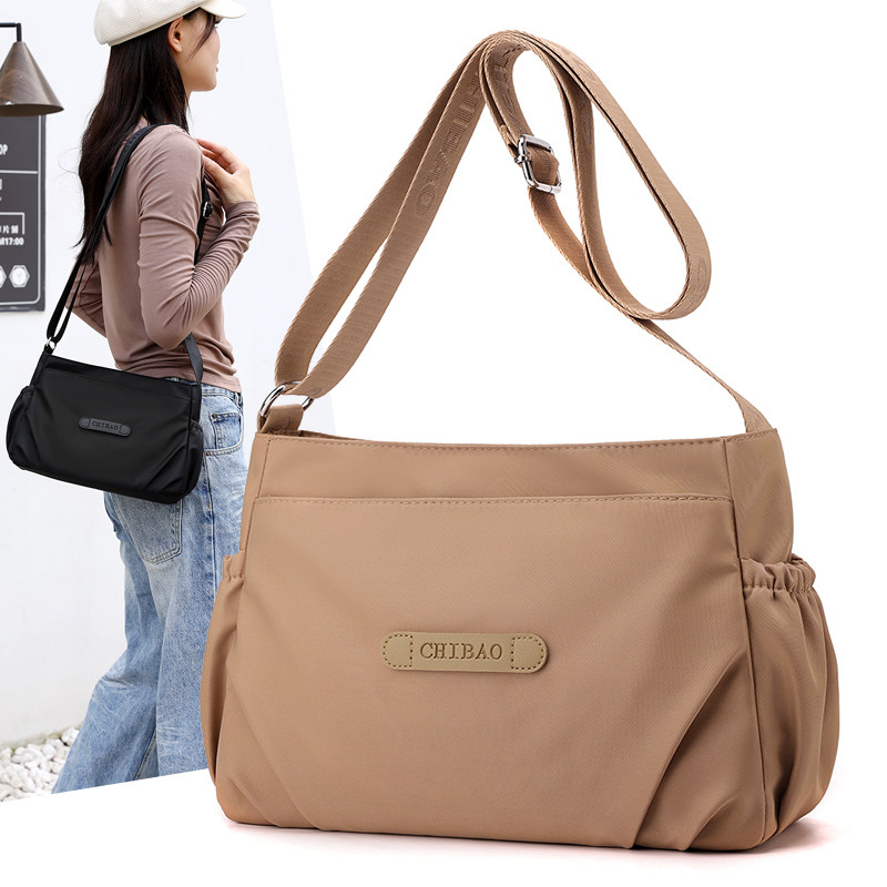 2025新款小包包牛津布斜挎包女大容量轻便单肩小包时尚多口袋隔层