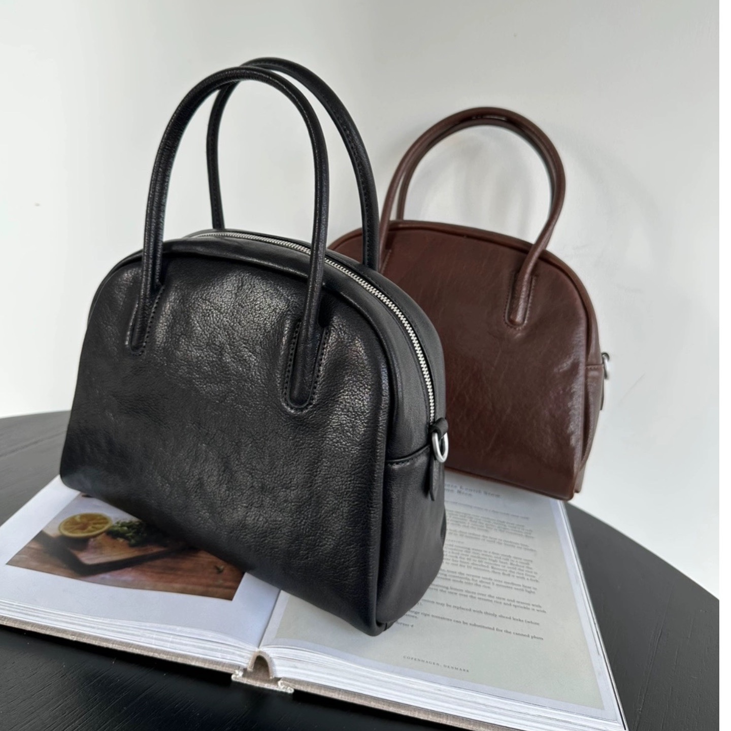 ZOEYLEE 设计师款植鞣牛皮保龄球包 手拎复古简约贝壳手提包 特