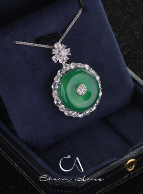 冰透绿玉髓S925纯银女生时髦项链