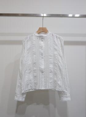 2026年夏季新款白色镂空刺绣长袖衬衫女宽松翻领小众设计感上衣