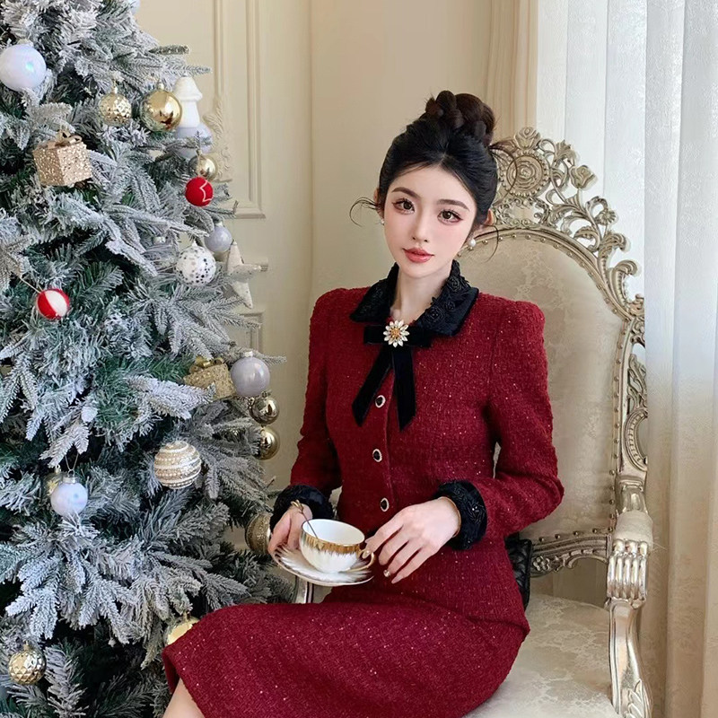 麦果时尚新款小香风时尚气质名媛高级感酒红色短款外套半裙套装女,女装/女士精品,时尚套装,淘宝优惠券,粉丝福利购,淘宝优惠卷