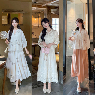 TAKIYAS SHOP 中式仙气刺绣上衣/半裙