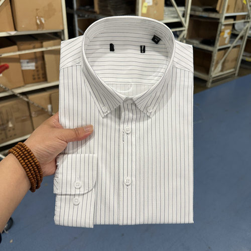 断码处理清爽简约条纹商务休闲男士长袖衬衫百搭显瘦修身男衬衣