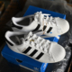 阿迪达斯 三叶草 Superstar Adidas 女子贝壳头休闲板鞋 FV3284