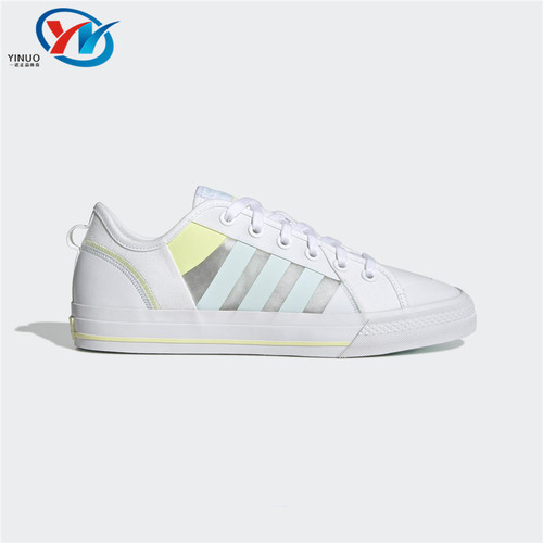 阿迪达斯三叶草男女同款低帮板鞋