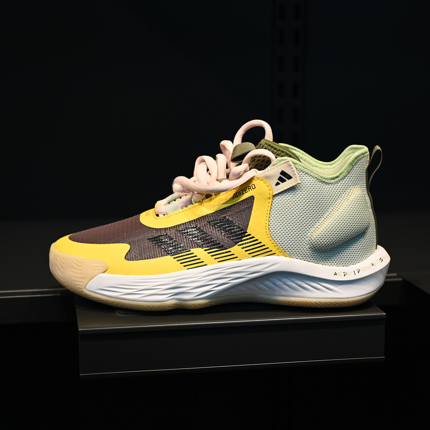 Adidas/阿迪达斯三叶草Adizero Select男女缓震实战篮球鞋 IG1911