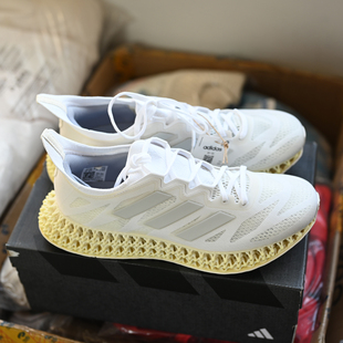 Adidas/阿迪达斯 4DFWD 3男女网面透气减震运动跑步鞋IG8987 8986