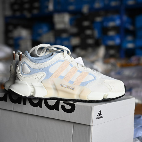 阿迪达斯男女轻便运动跑步鞋