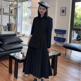 Iris.O鸢早春高级设计感重工驳领百褶长款 裙摆风衣外套女 收腰修身