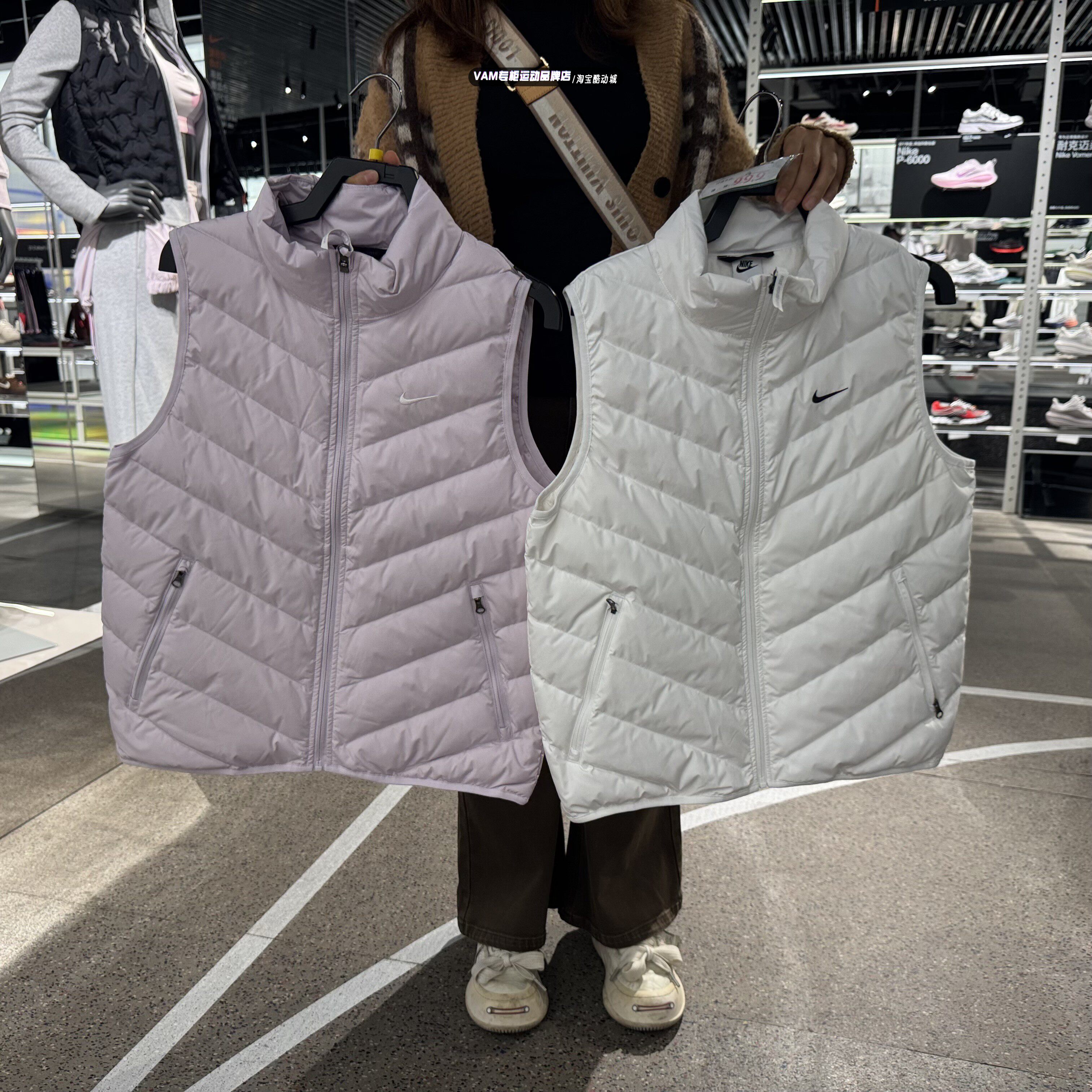 NIKE耐克26冬新款女子轻薄保暖排骨羽绒服马甲 IF5888-100-583