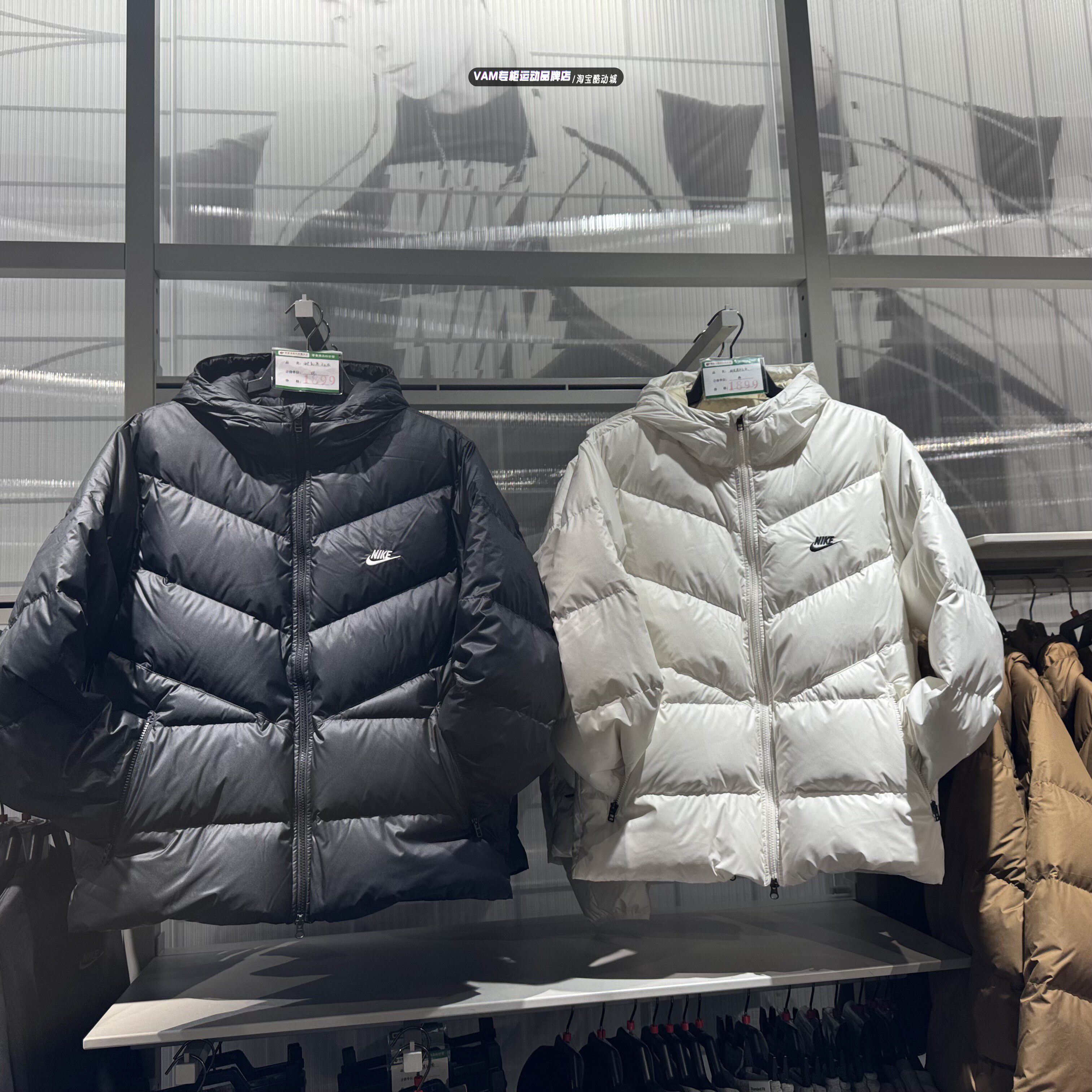 正品Nike耐克羽绒服男子上衣2025新款运动防风连帽外套HQ7791-011
