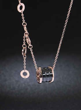 罗马数字黑白陶瓷项链女钛钢小红人玫瑰金锁骨链